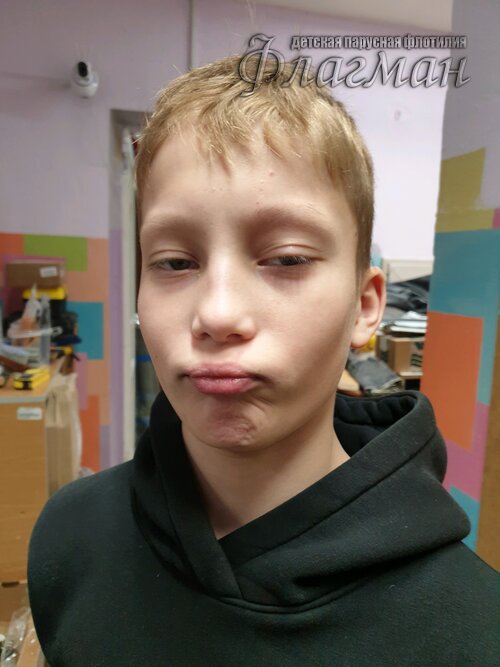 8739b7d4.ID Photo.070331